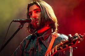 The 'Northern Attitude': How Noah Kahan Defines New England Folk